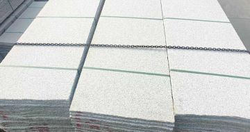 拉萨芝麻白毛板，石材毛板