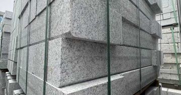 拉萨芝麻白路牙石 马路牙子