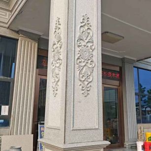 拉萨芝麻白别墅雕刻柱子  黄金麻