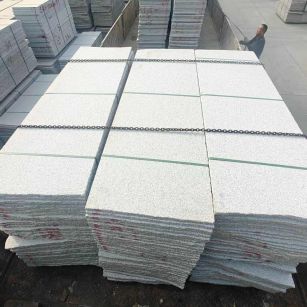 拉萨芝麻白毛板，石材毛板