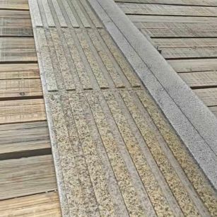 拉萨黄金麻盲道石 盲条