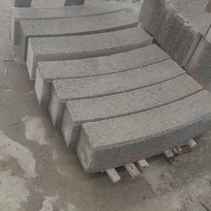 拉萨芝麻白弧形路牙石