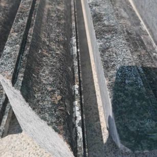 拉萨英国棕别墅线条