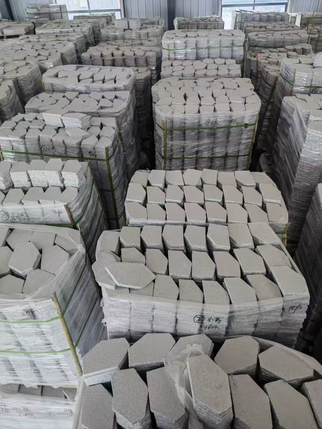 拉萨芝麻白石材冰裂纹，碎拼。