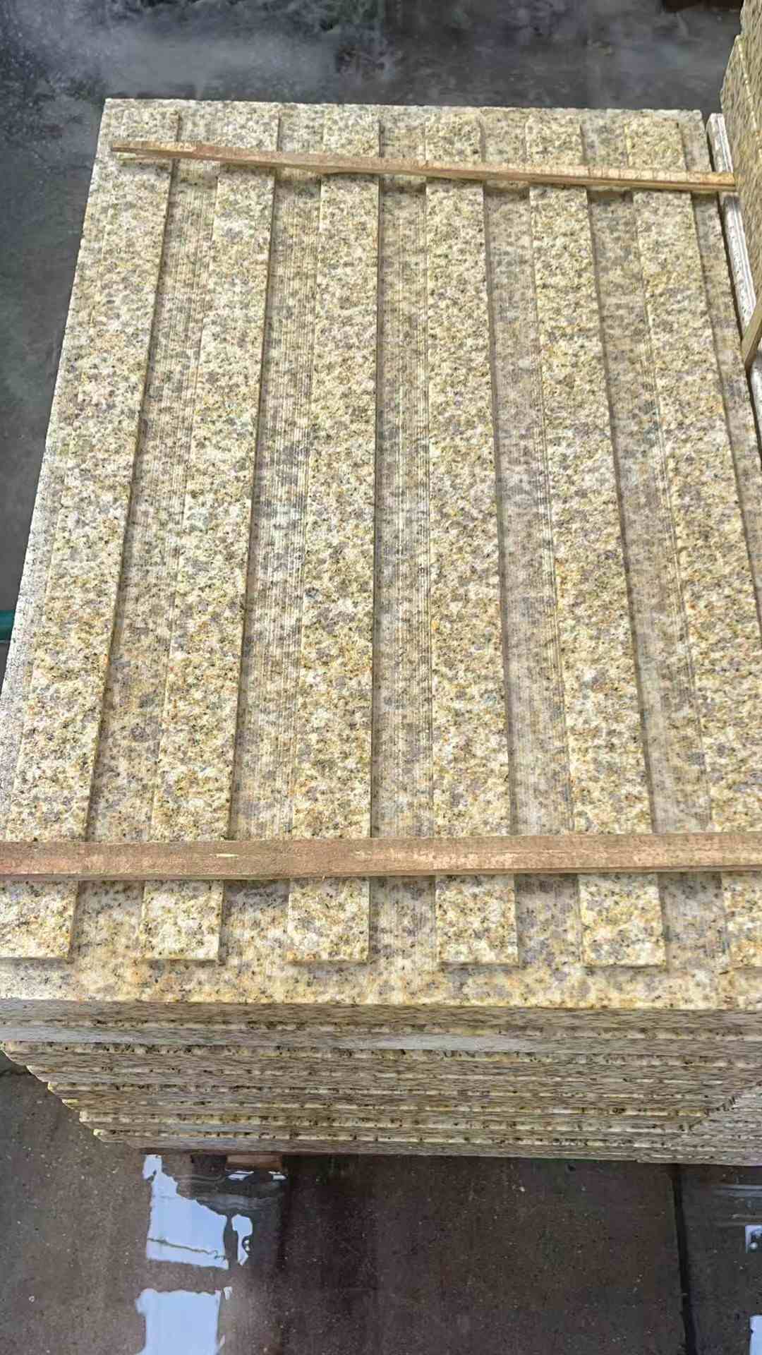 拉萨黄金麻盲道 石材盲道