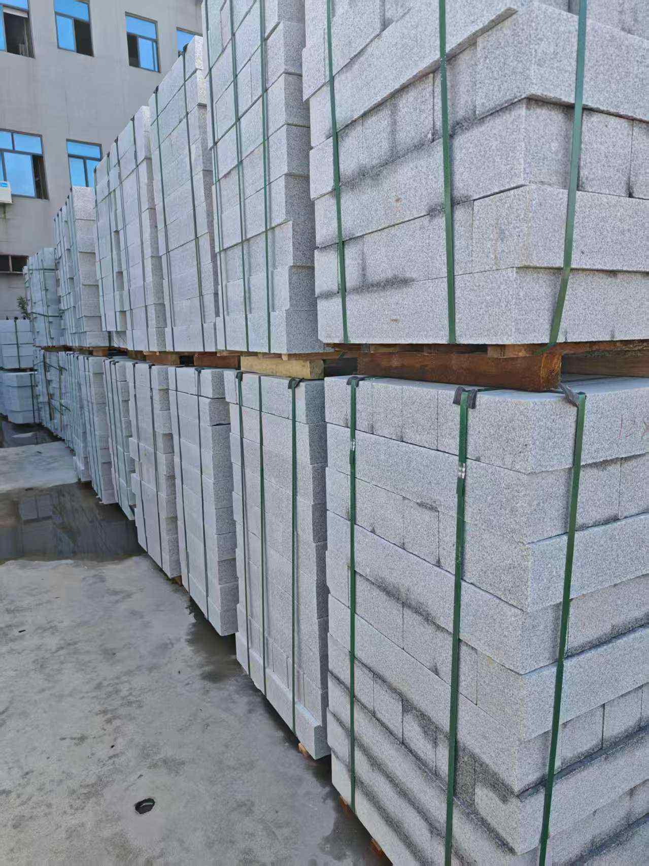 拉萨芝麻白路牙石，路侧石