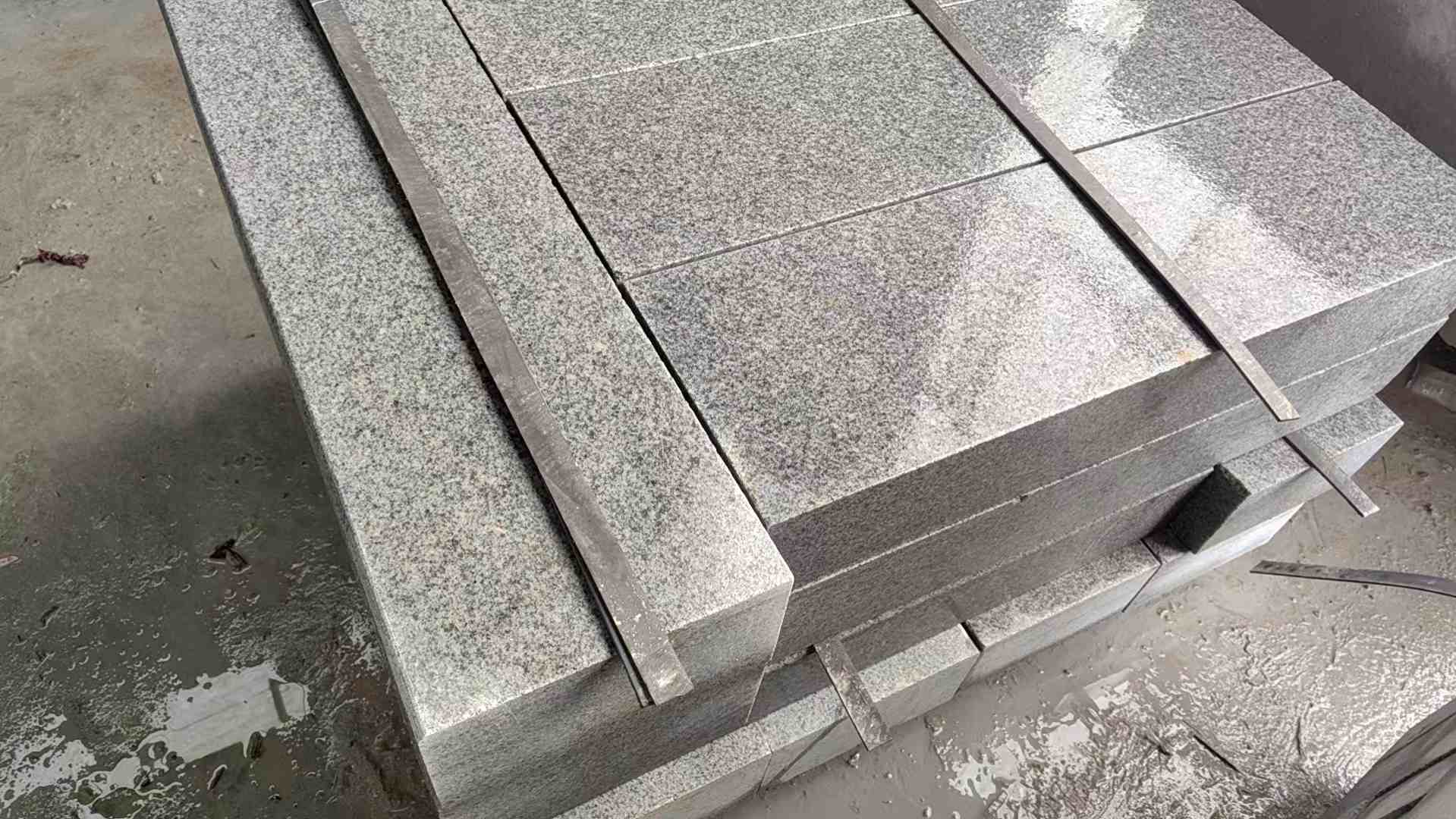 拉萨芝麻灰 芝麻白 路牙石 路侧石 马路牙子